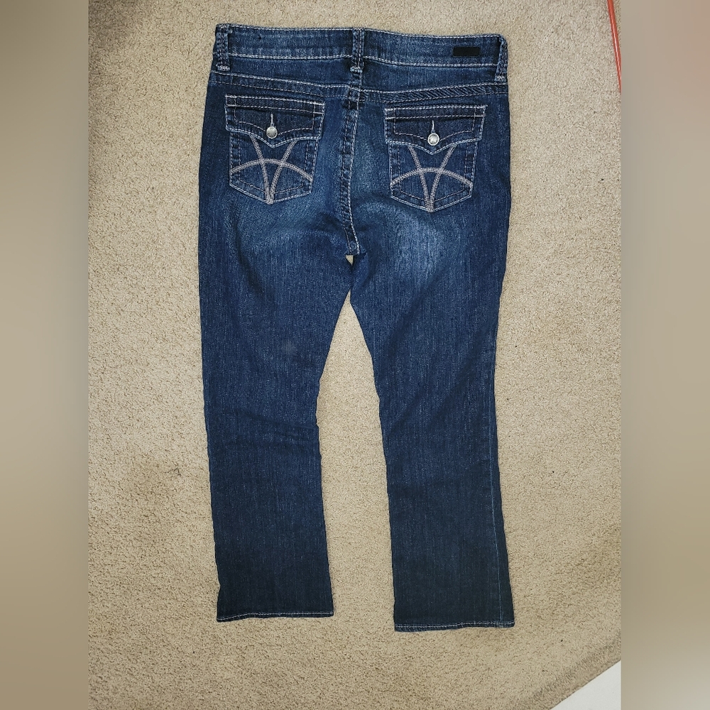 Kut from the Kloth Mid Wash Blue Bootcut Jeans - Picture 12 of 12